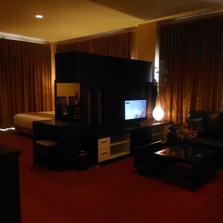 Grand Royal Taliwang Hotel Εξωτερικό φωτογραφία