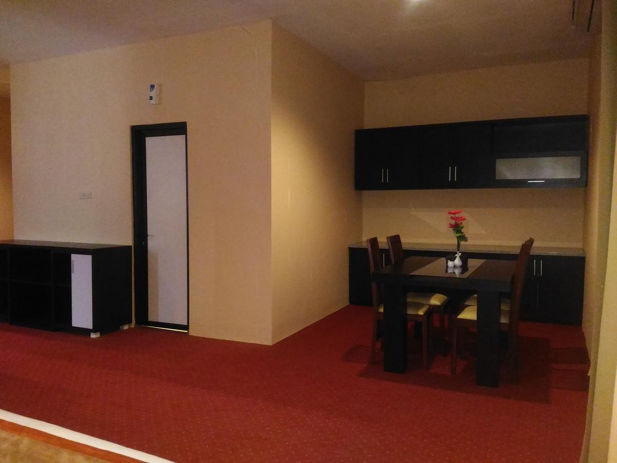 Grand Royal Taliwang Hotel Εξωτερικό φωτογραφία