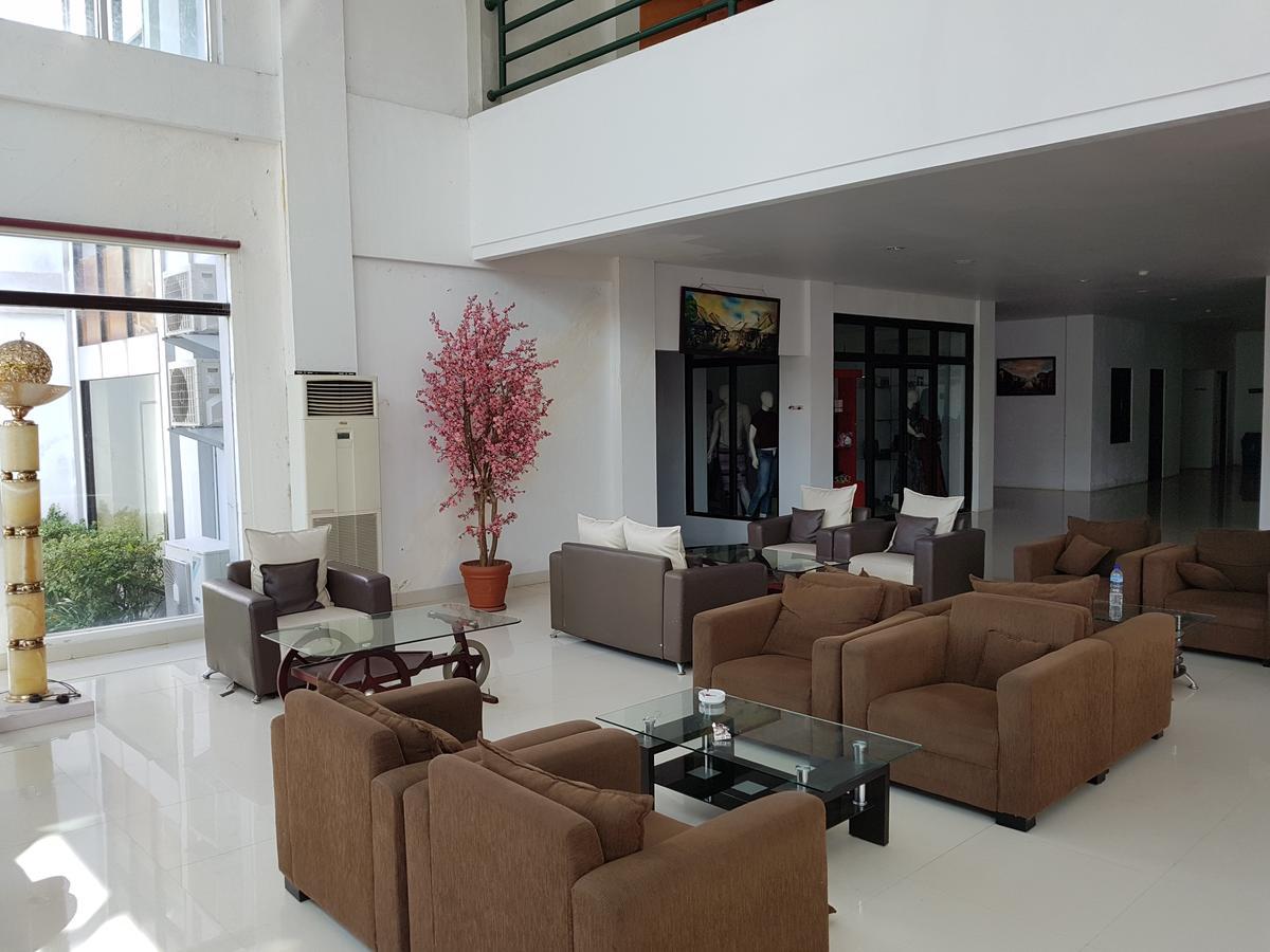 Grand Royal Taliwang Hotel Εξωτερικό φωτογραφία