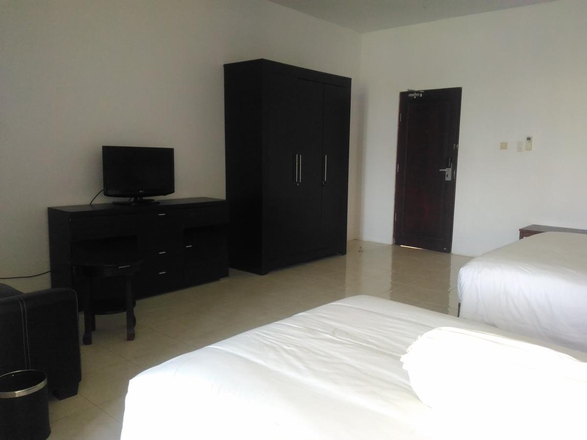 Grand Royal Taliwang Hotel Δωμάτιο φωτογραφία