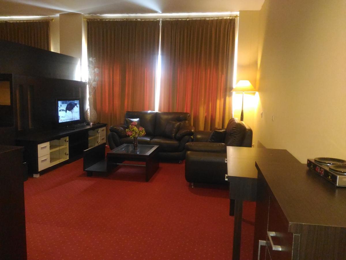 Grand Royal Taliwang Hotel Δωμάτιο φωτογραφία